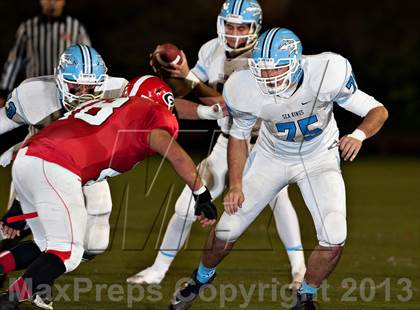 Thumbnail 1 in Corona del Mar vs. Garden Grove (CIF SS Southern Division Final) photogallery.