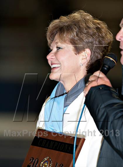 Thumbnail 2 in Corona del Mar vs. Garden Grove (CIF SS Southern Division Final) photogallery.
