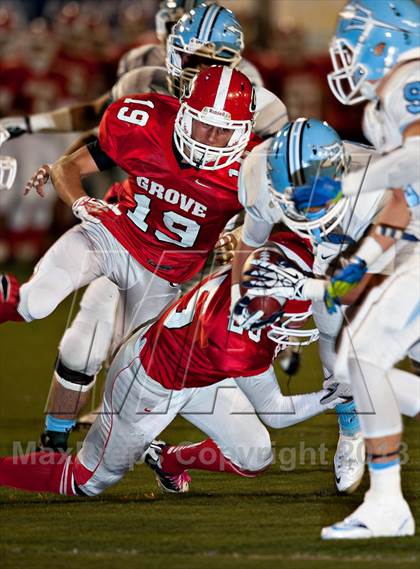 Thumbnail 2 in Corona del Mar vs. Garden Grove (CIF SS Southern Division Final) photogallery.