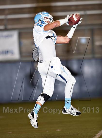 Thumbnail 2 in Corona del Mar vs. Garden Grove (CIF SS Southern Division Final) photogallery.