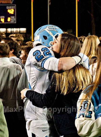 Thumbnail 3 in Corona del Mar vs. Garden Grove (CIF SS Southern Division Final) photogallery.