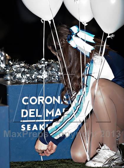 Thumbnail 3 in Corona del Mar vs. Garden Grove (CIF SS Southern Division Final) photogallery.