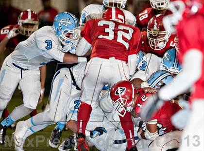Thumbnail 2 in Corona del Mar vs. Garden Grove (CIF SS Southern Division Final) photogallery.