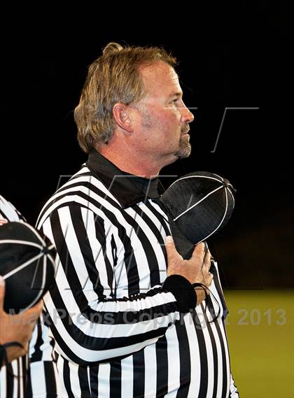 Thumbnail 1 in Corona del Mar vs. Garden Grove (CIF SS Southern Division Final) photogallery.