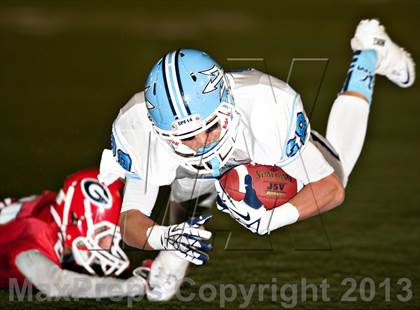 Thumbnail 2 in Corona del Mar vs. Garden Grove (CIF SS Southern Division Final) photogallery.