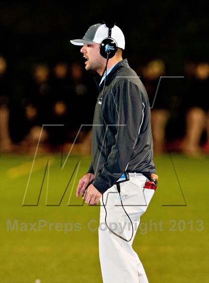 Thumbnail 1 in Corona del Mar vs. Garden Grove (CIF SS Southern Division Final) photogallery.