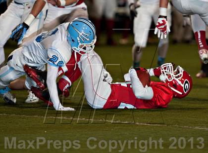 Thumbnail 2 in Corona del Mar vs. Garden Grove (CIF SS Southern Division Final) photogallery.