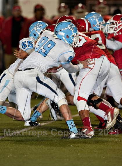 Thumbnail 2 in Corona del Mar vs. Garden Grove (CIF SS Southern Division Final) photogallery.
