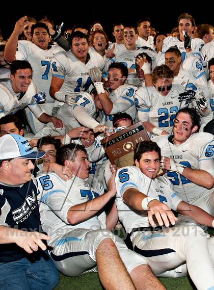 Thumbnail 1 in Corona del Mar vs. Garden Grove (CIF SS Southern Division Final) photogallery.