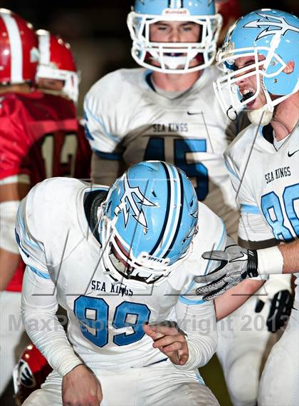Thumbnail 2 in Corona del Mar vs. Garden Grove (CIF SS Southern Division Final) photogallery.