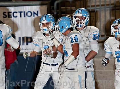 Thumbnail 3 in Corona del Mar vs. Garden Grove (CIF SS Southern Division Final) photogallery.