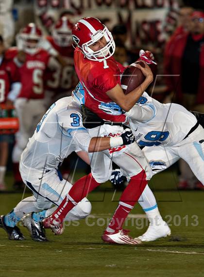 Thumbnail 3 in Corona del Mar vs. Garden Grove (CIF SS Southern Division Final) photogallery.
