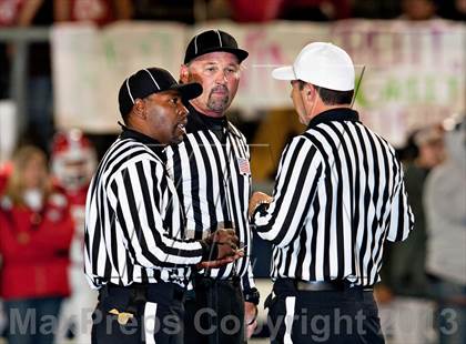 Thumbnail 3 in Corona del Mar vs. Garden Grove (CIF SS Southern Division Final) photogallery.