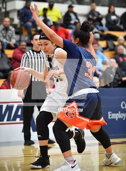 Thumbnail 2 in West vs. Chaminade (CIF SS DIV 1 Final) photogallery.
