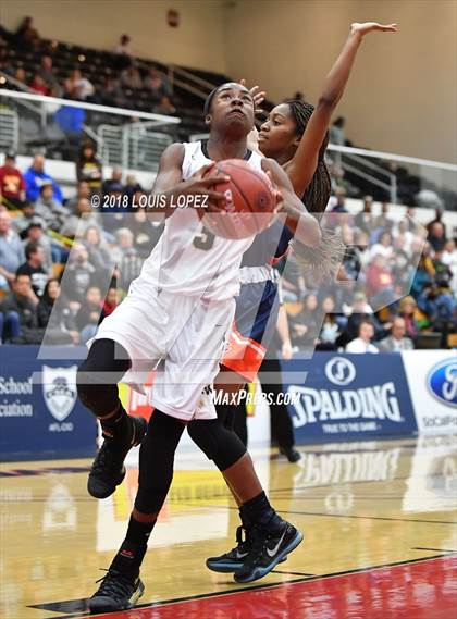 Thumbnail 2 in West vs. Chaminade (CIF SS DIV 1 Final) photogallery.