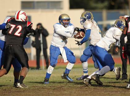 Thumbnail 3 in Poly vs. View Park (CIF LA City Section D3 Final) photogallery.