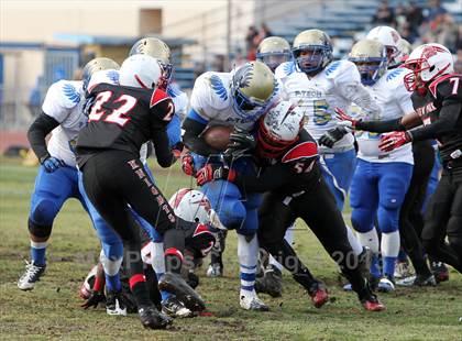 Thumbnail 3 in Poly vs. View Park (CIF LA City Section D3 Final) photogallery.