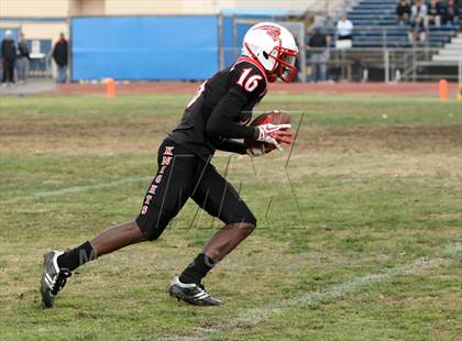 Thumbnail 3 in Poly vs. View Park (CIF LA City Section D3 Final) photogallery.