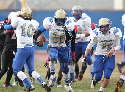 Thumbnail 3 in Poly vs. View Park (CIF LA City Section D3 Final) photogallery.