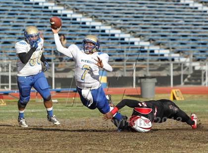 Thumbnail 2 in Poly vs. View Park (CIF LA City Section D3 Final) photogallery.