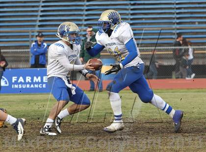 Thumbnail 1 in Poly vs. View Park (CIF LA City Section D3 Final) photogallery.