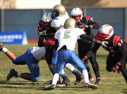Thumbnail 2 in Poly vs. View Park (CIF LA City Section D3 Final) photogallery.