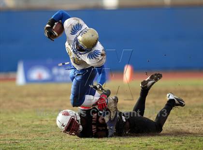 Thumbnail 1 in Poly vs. View Park (CIF LA City Section D3 Final) photogallery.