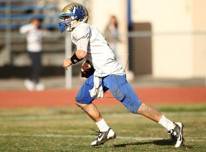 Thumbnail 1 in Poly vs. View Park (CIF LA City Section D3 Final) photogallery.