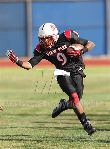 Thumbnail 3 in Poly vs. View Park (CIF LA City Section D3 Final) photogallery.