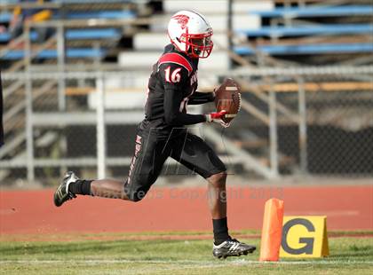 Thumbnail 3 in Poly vs. View Park (CIF LA City Section D3 Final) photogallery.