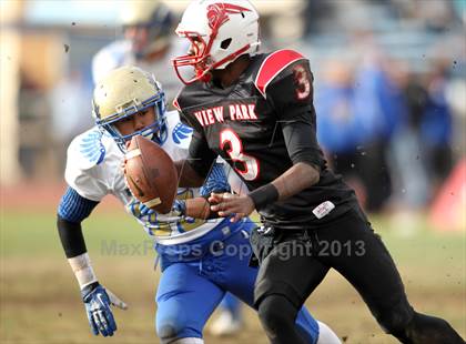 Thumbnail 3 in Poly vs. View Park (CIF LA City Section D3 Final) photogallery.