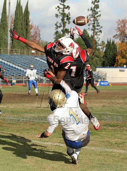 Thumbnail 3 in Poly vs. View Park (CIF LA City Section D3 Final) photogallery.