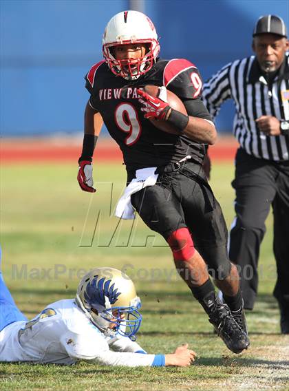 Thumbnail 1 in Poly vs. View Park (CIF LA City Section D3 Final) photogallery.