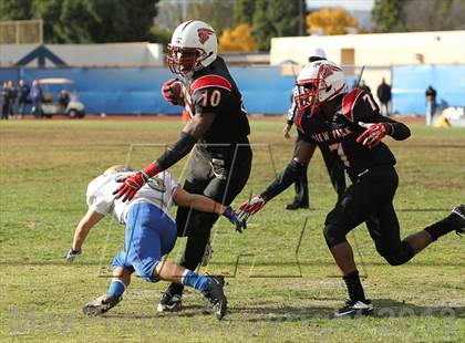 Thumbnail 3 in Poly vs. View Park (CIF LA City Section D3 Final) photogallery.