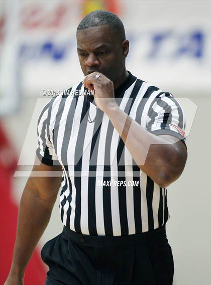 Thumbnail 1 in Kingwood vs. Sterling (McDonald's Texas Invitational) photogallery.