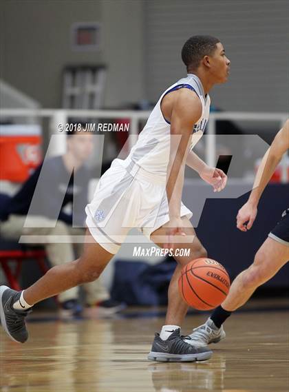 Thumbnail 2 in Kingwood vs. Sterling (McDonald's Texas Invitational) photogallery.