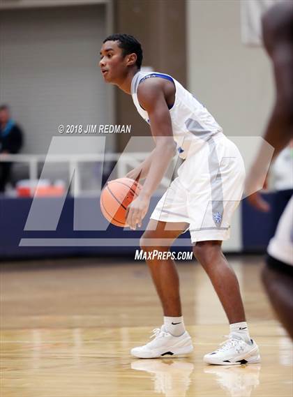 Thumbnail 1 in Kingwood vs. Sterling (McDonald's Texas Invitational) photogallery.