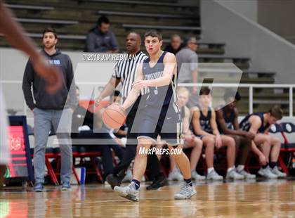Thumbnail 3 in Kingwood vs. Sterling (McDonald's Texas Invitational) photogallery.
