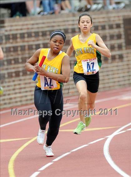 Thumbnail 1 in 117th Penn Relays (Girls 4x100m Small School Heats 1-11) photogallery.