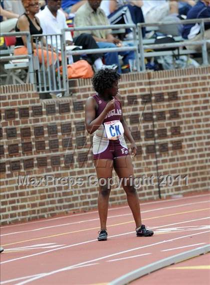 Thumbnail 2 in 117th Penn Relays (Girls 4x100m Small School Heats 1-11) photogallery.