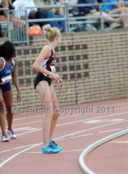 Thumbnail 3 in 117th Penn Relays (Girls 4x100m Small School Heats 1-11) photogallery.
