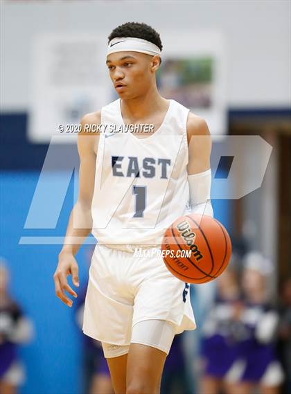 Thumbnail 2 in Collinsville @ Belleville East photogallery.