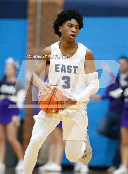 Thumbnail 3 in Collinsville @ Belleville East photogallery.