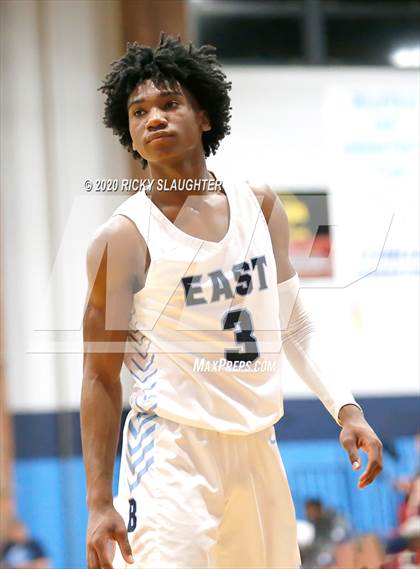 Thumbnail 3 in Collinsville @ Belleville East photogallery.