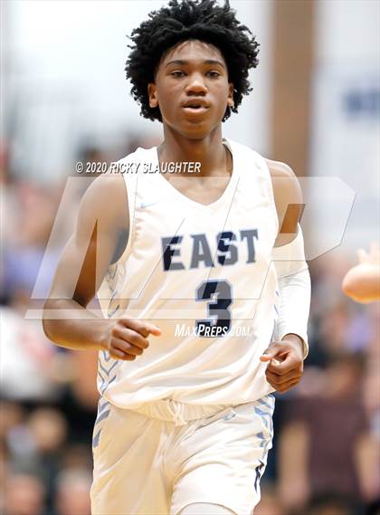 Thumbnail 3 in Collinsville @ Belleville East photogallery.