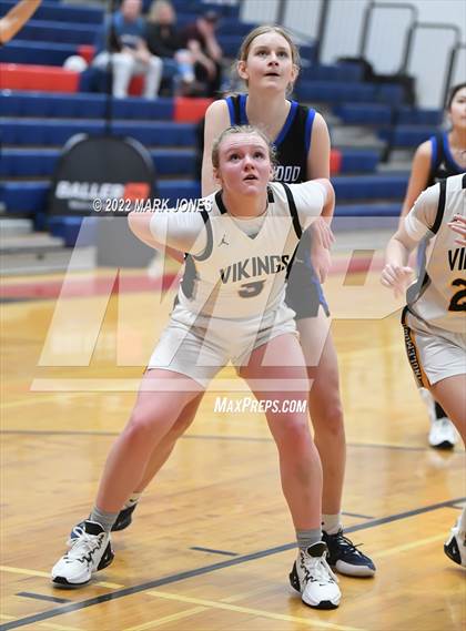 Thumbnail 2 in Shorewood vs. Inglemoor (Cactus Jam Tournament) Championship photogallery.