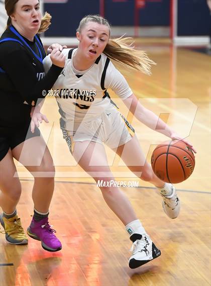 Thumbnail 1 in Shorewood vs. Inglemoor (Cactus Jam Tournament) Championship photogallery.
