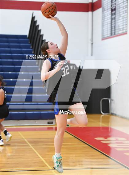 Thumbnail 3 in Shorewood vs. Inglemoor (Cactus Jam Tournament) Championship photogallery.