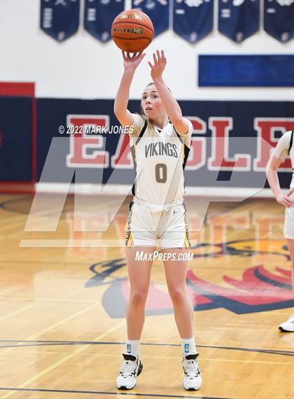 Thumbnail 1 in Shorewood vs. Inglemoor (Cactus Jam Tournament) Championship photogallery.