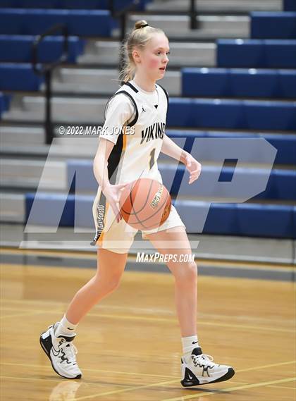 Thumbnail 1 in Shorewood vs. Inglemoor (Cactus Jam Tournament) Championship photogallery.